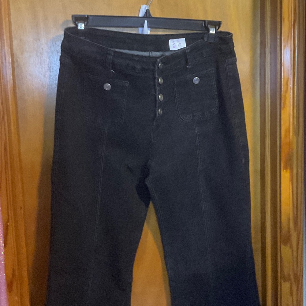 High-Rise Black Women's Jeans with Button-Fly
